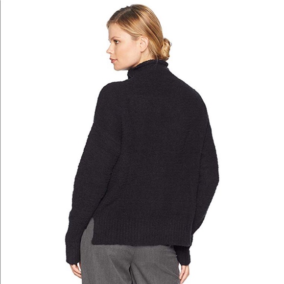 UGG Black Fluffy Cowl Neck Turtleneck Sweater Sz Small - Picture 8 of 8